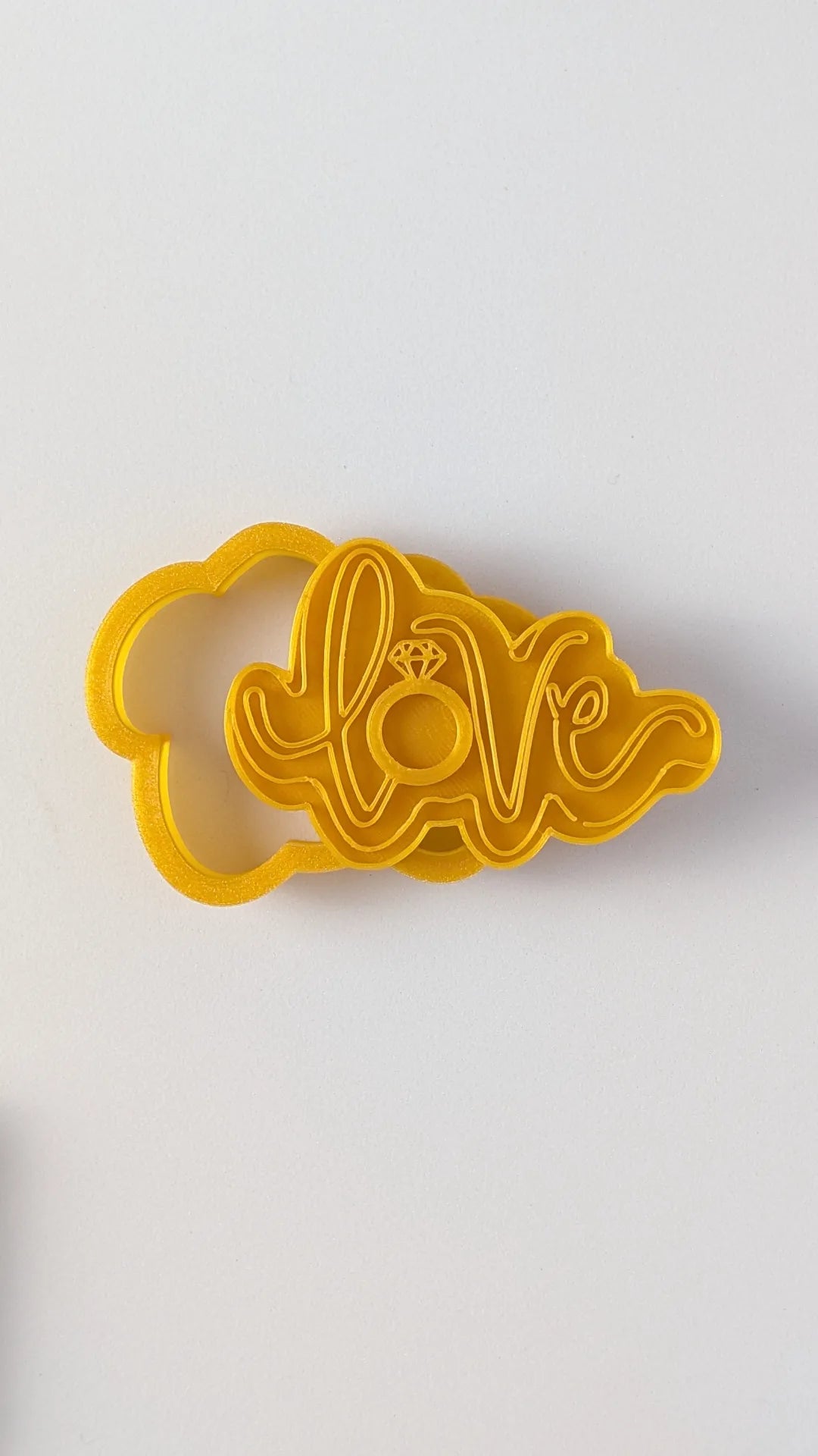 love قطاعة